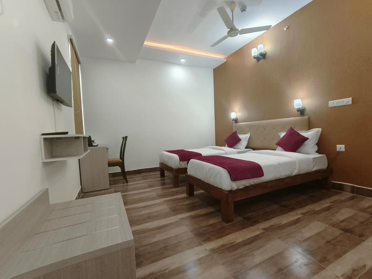 ג'איפור Pink Vista Hotel מראה חיצוני תמונה